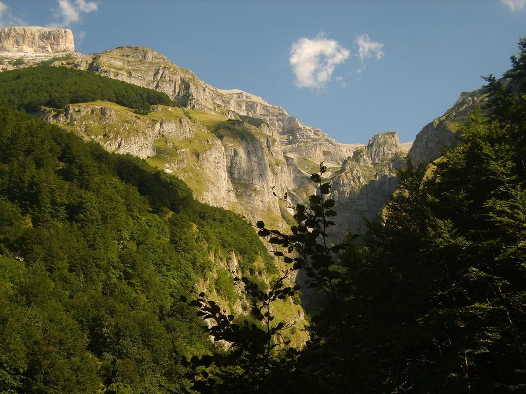 Belvilla By Oyo Villa Insieme San Valentino in Abruzzo Citeriore ภายนอก รูปภาพ