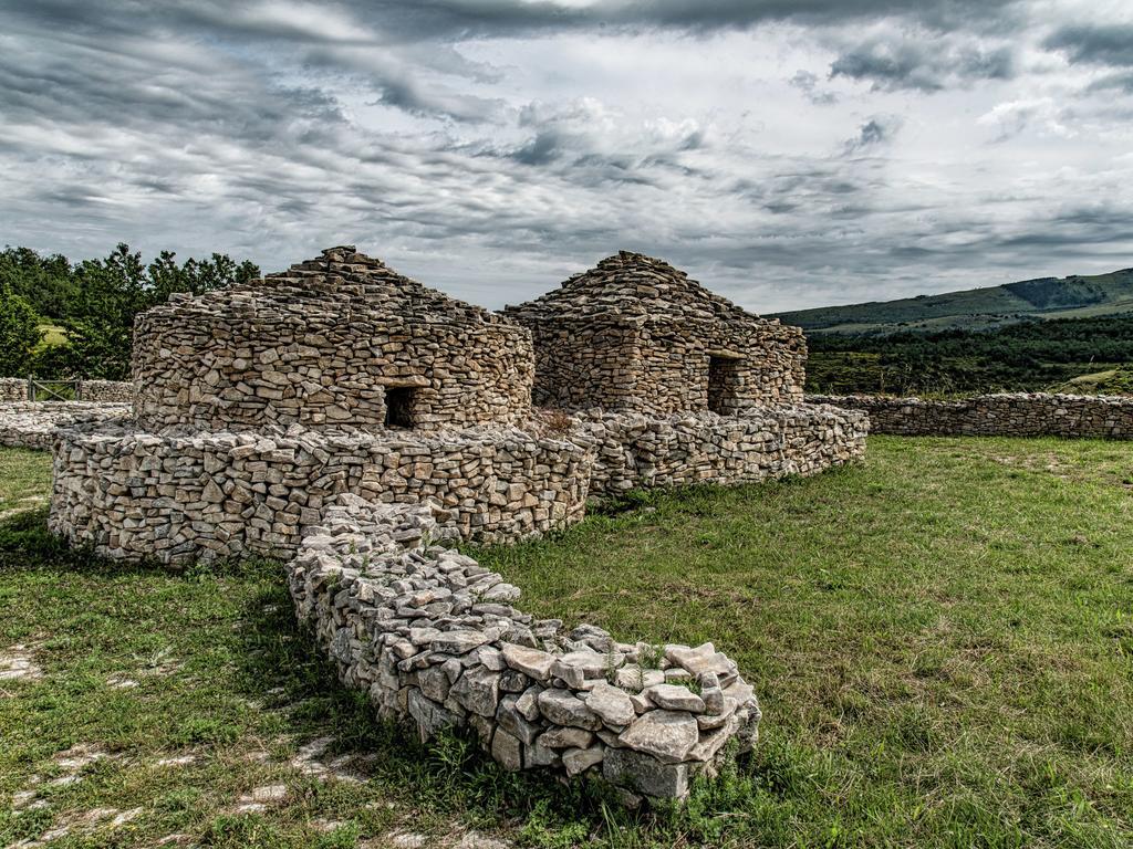 Belvilla By Oyo Villa Insieme San Valentino in Abruzzo Citeriore ห้อง รูปภาพ