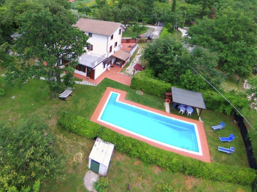 Belvilla By Oyo Villa Insieme San Valentino in Abruzzo Citeriore ภายนอก รูปภาพ